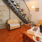 Mansion In Near And Pool Vakantiehuis