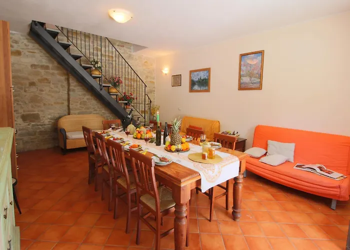 Vakantiehuis Mansion In Near And Pool Apecchio