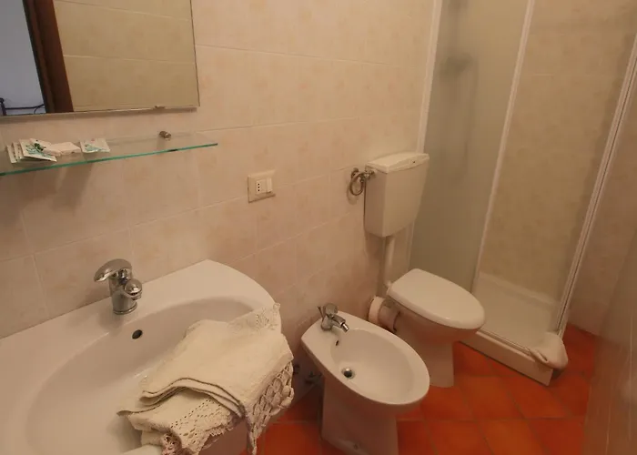 Mansion In Near And Pool *