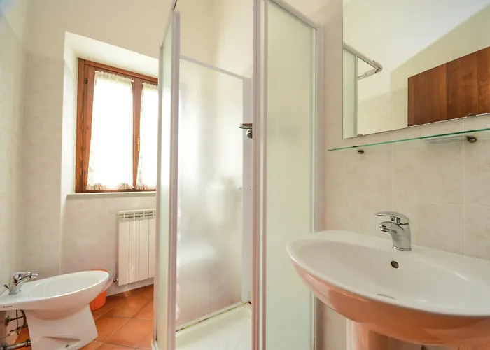 Mansion In Near And Pool Apecchio