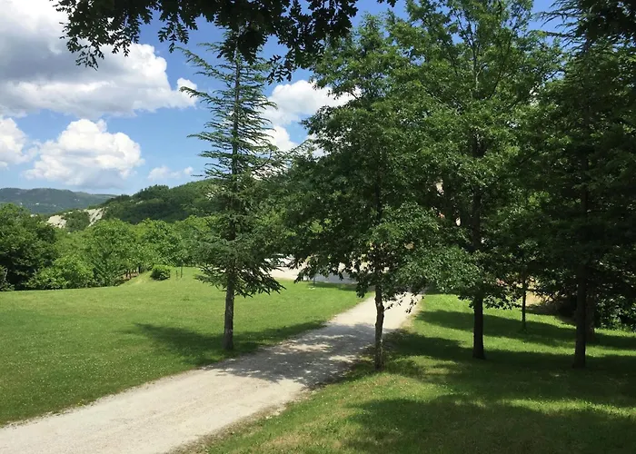 Mansion In Near And Pool Vakantiehuis *